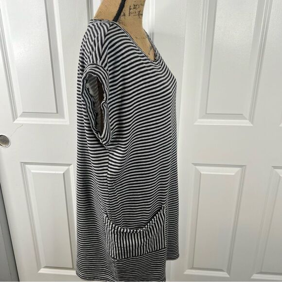 Sz XL Athleta Ease Up Gray & Black Sweater Dress $125 MSRP - Picture 5 of 12